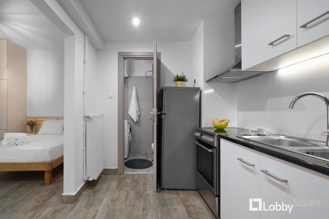 Embassy Studio By Lobbysquare Atene Esterno foto